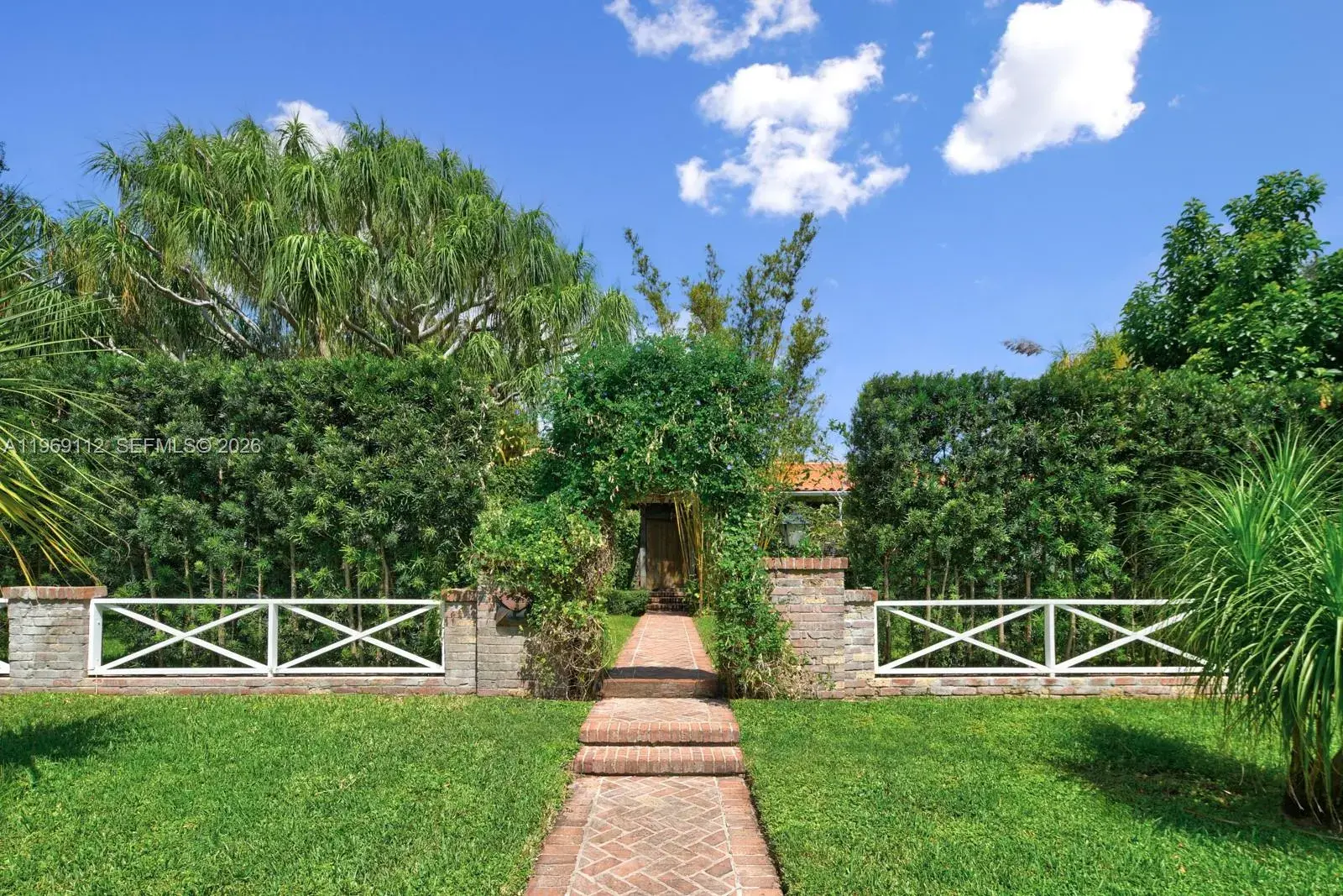 575 Hibiscus Ln, Miami FL 33137