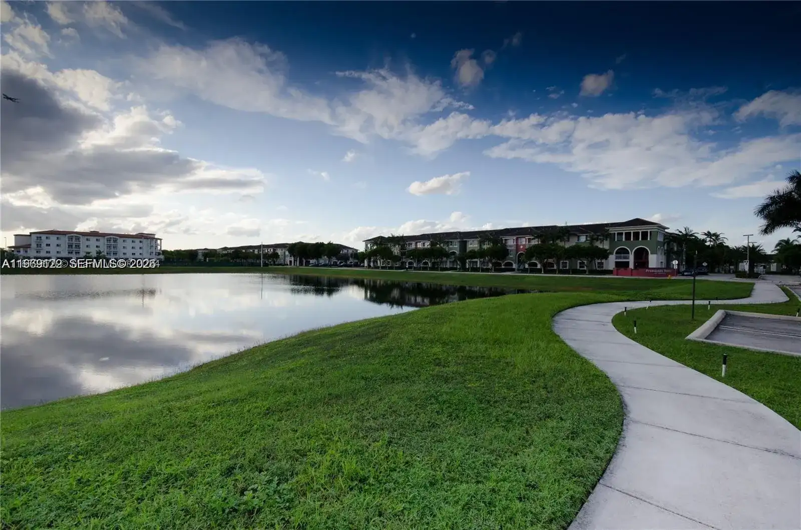 10950 NW 82nd St # 204, Doral FL 33178 photo 4