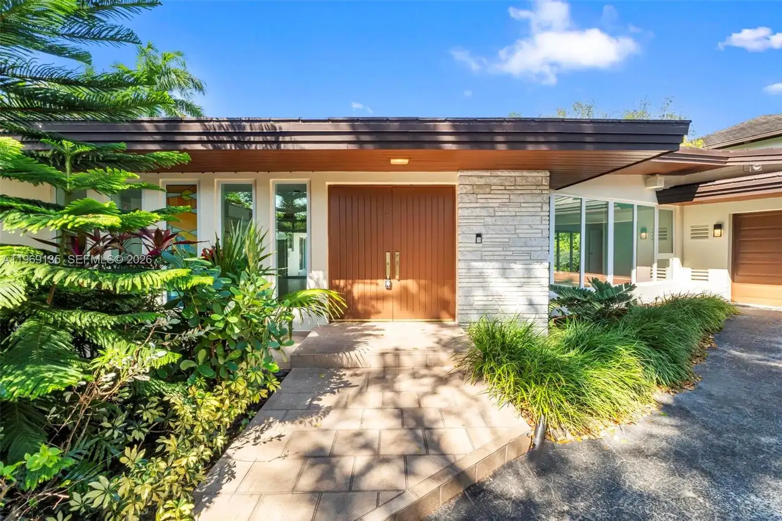 13060 Lerida St, Coral Gables FL 33156 photo 2