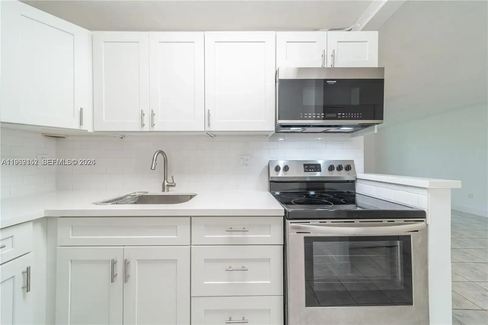 8501 NW 8th St # 110, Miami FL 33126 photo 5