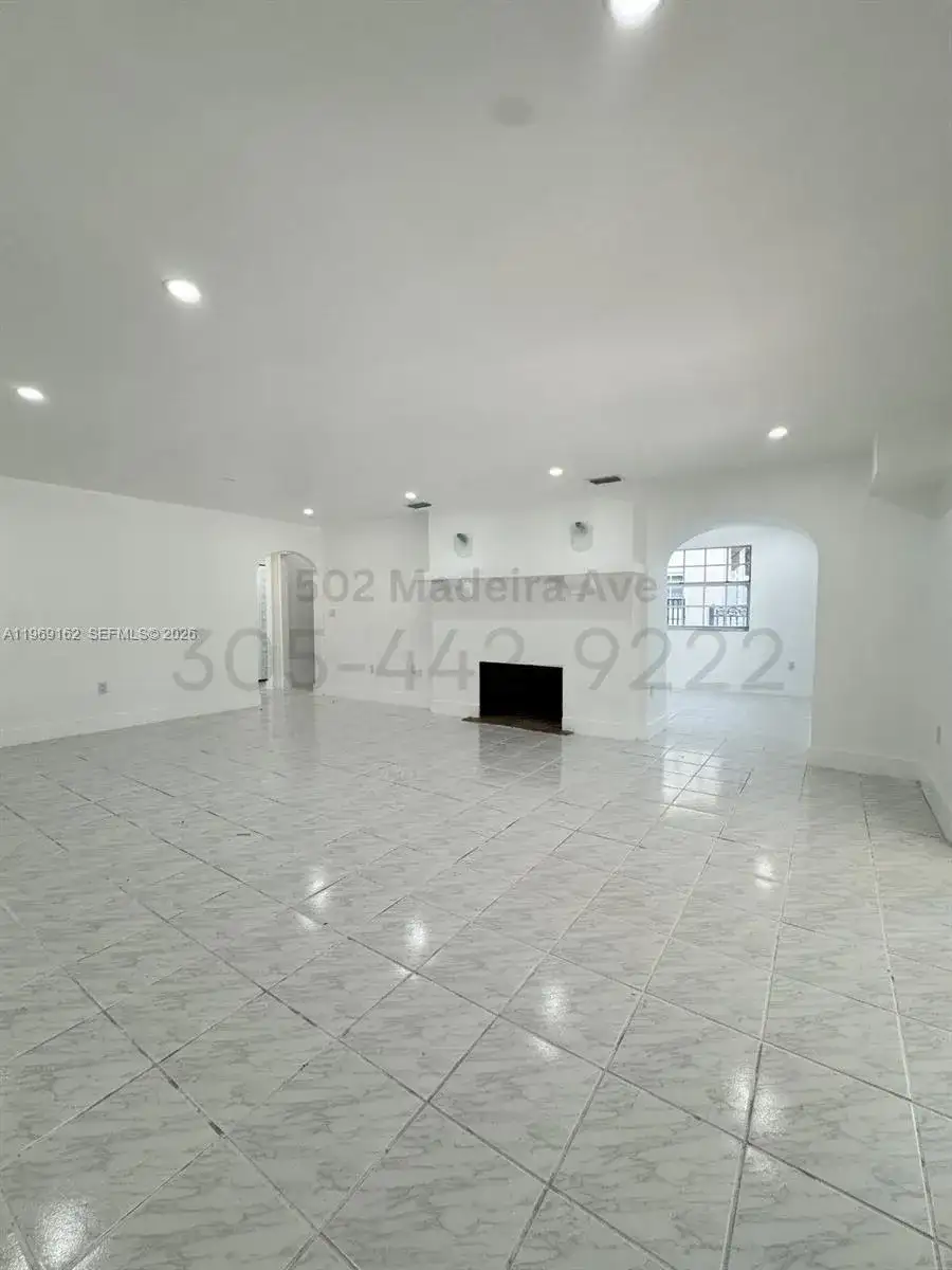 502 Madeira, Coral Gables FL 33134 photo 2