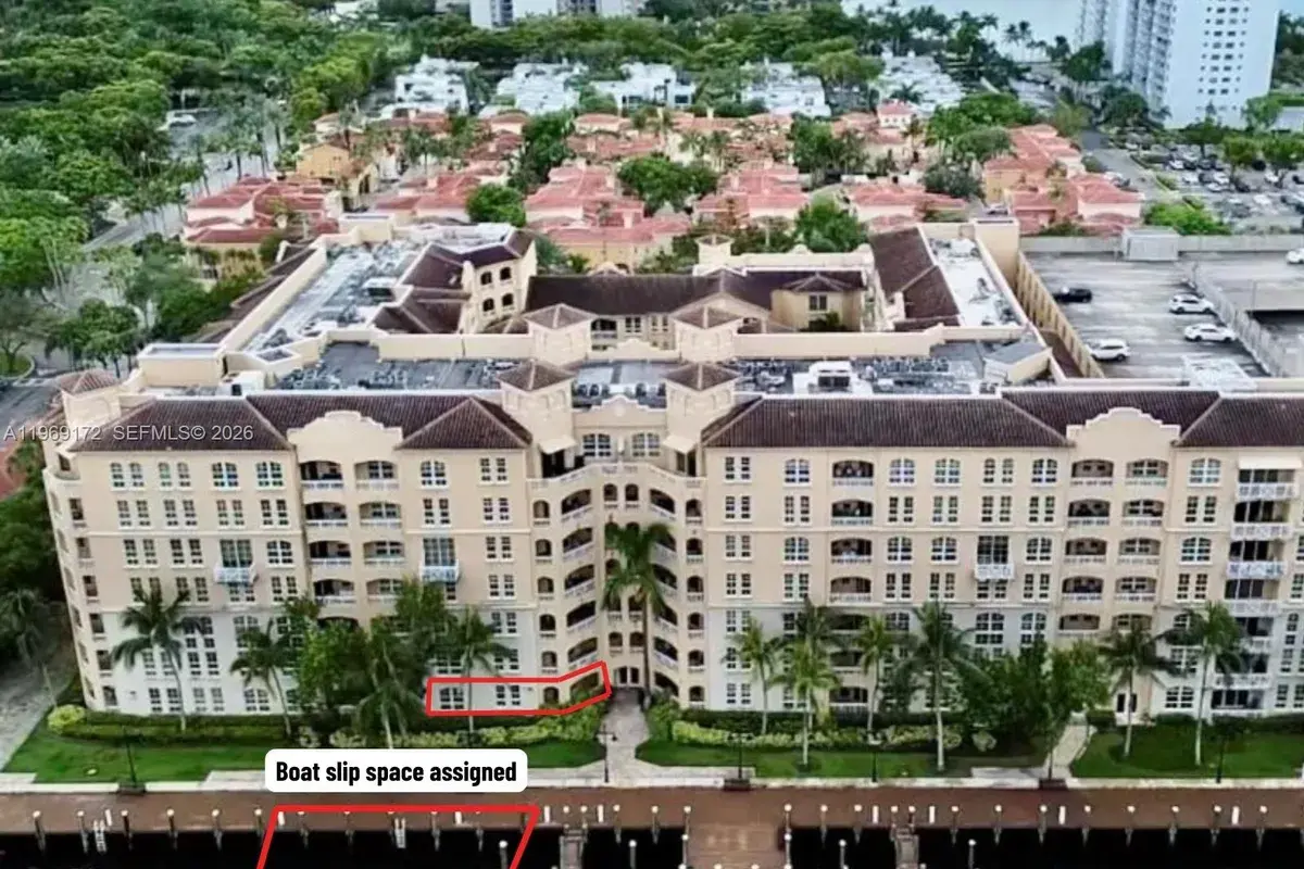 3001 NE 185th St # 113, Aventura FL 33180