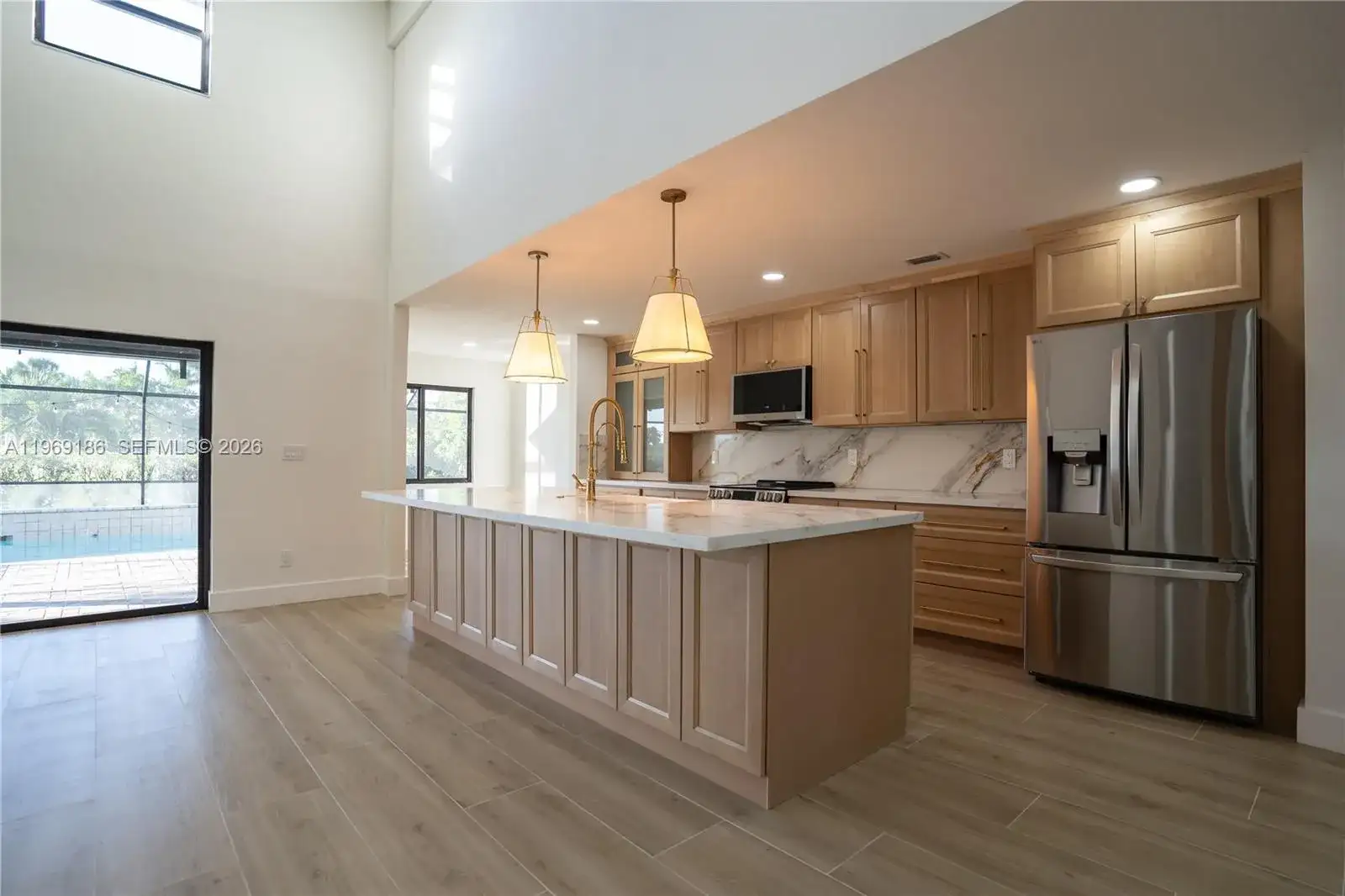 16701 Bobcat Dr, Fort Myers FL 33908 photo 2