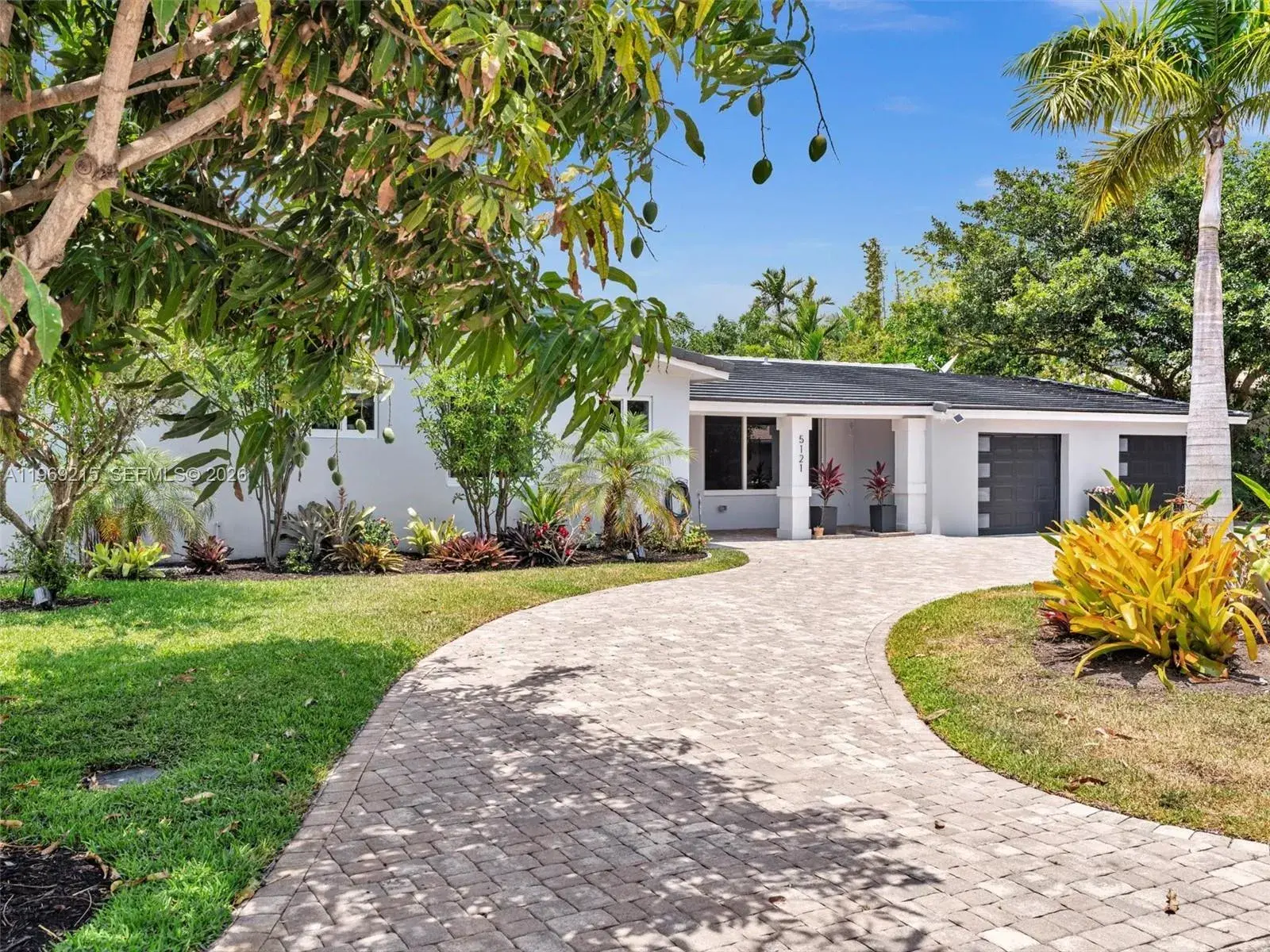 5121 NE 30th Ter, Lighthouse Point FL 33064