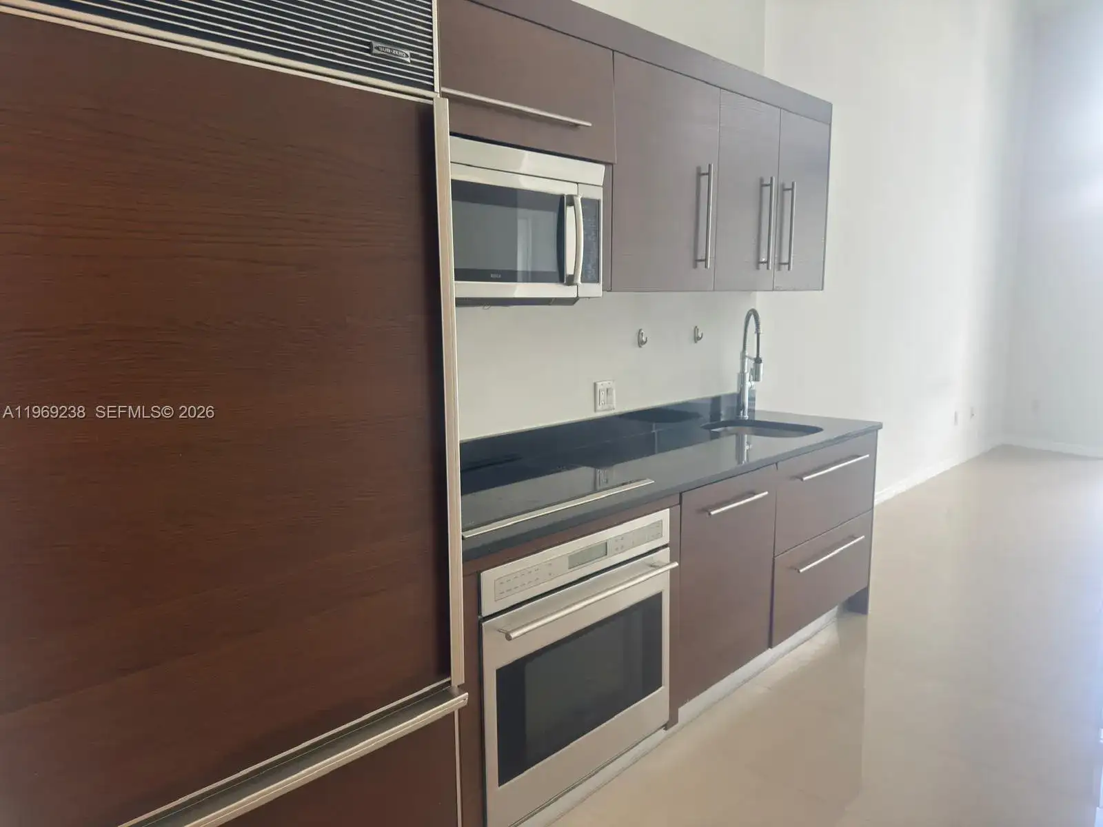 465 Brickell # 1504, Miami FL 33131 photo 4