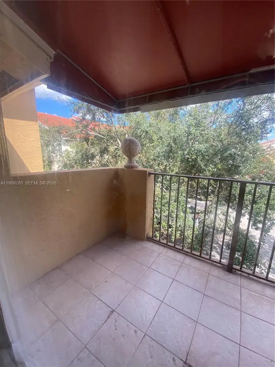 4081 San Marino Blvd # 303, West Palm Beach FL 33409 photo 5