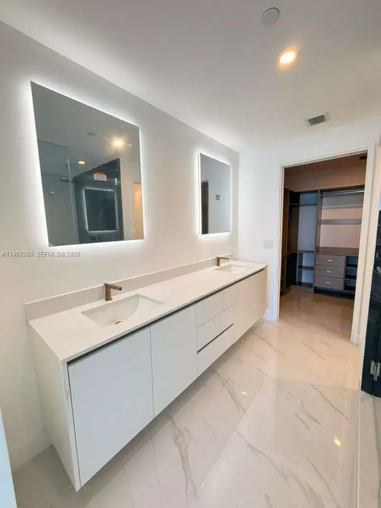 700 NE 24th st # 1103, Miami FL 33137