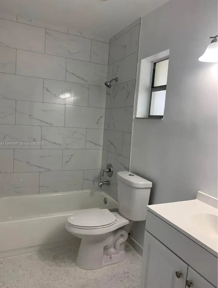 7505 SW 82nd St # 306, Miami FL 33143 photo 5