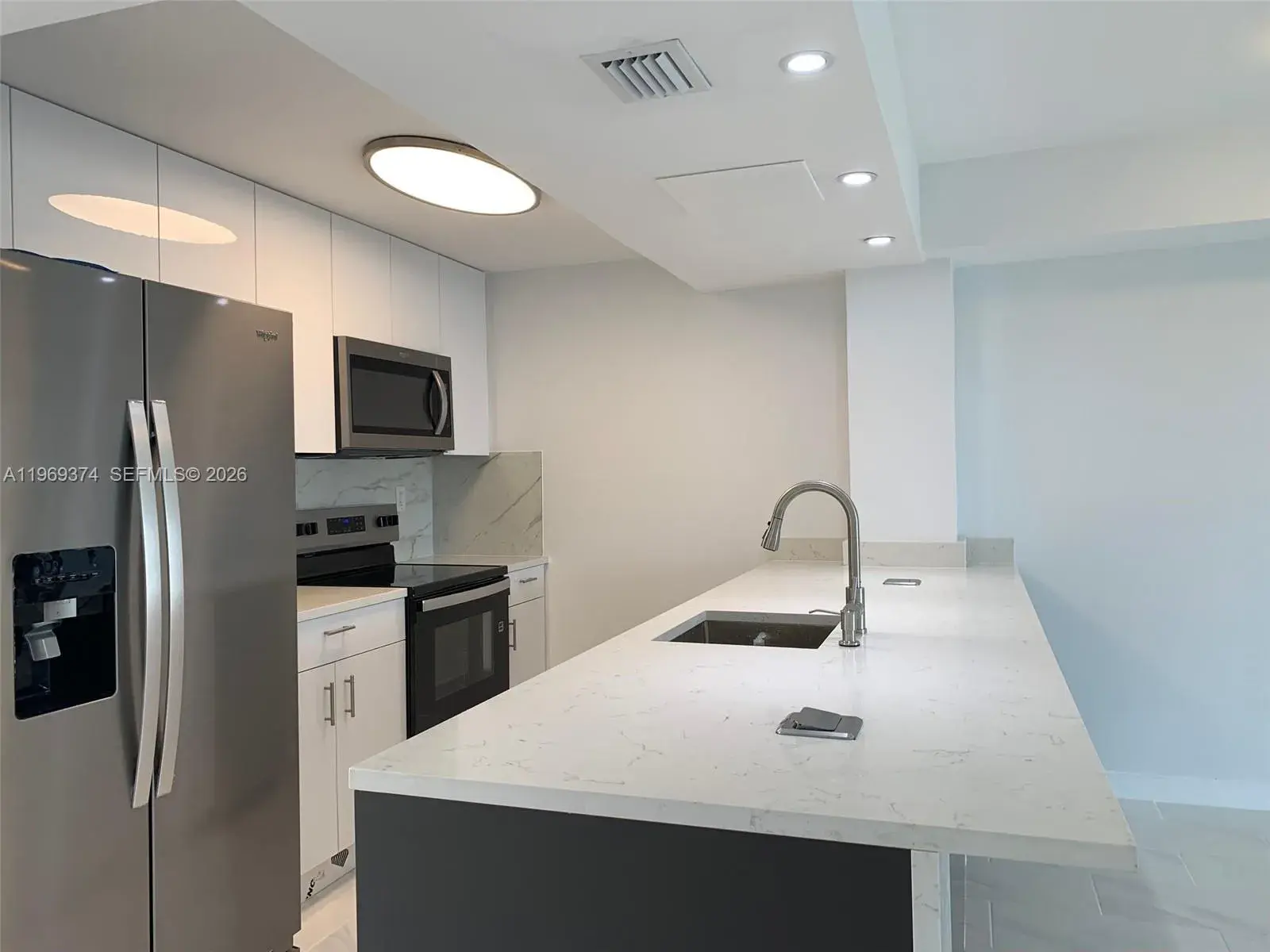 2980 Point East Dr, # 508, Aventura FL 33160