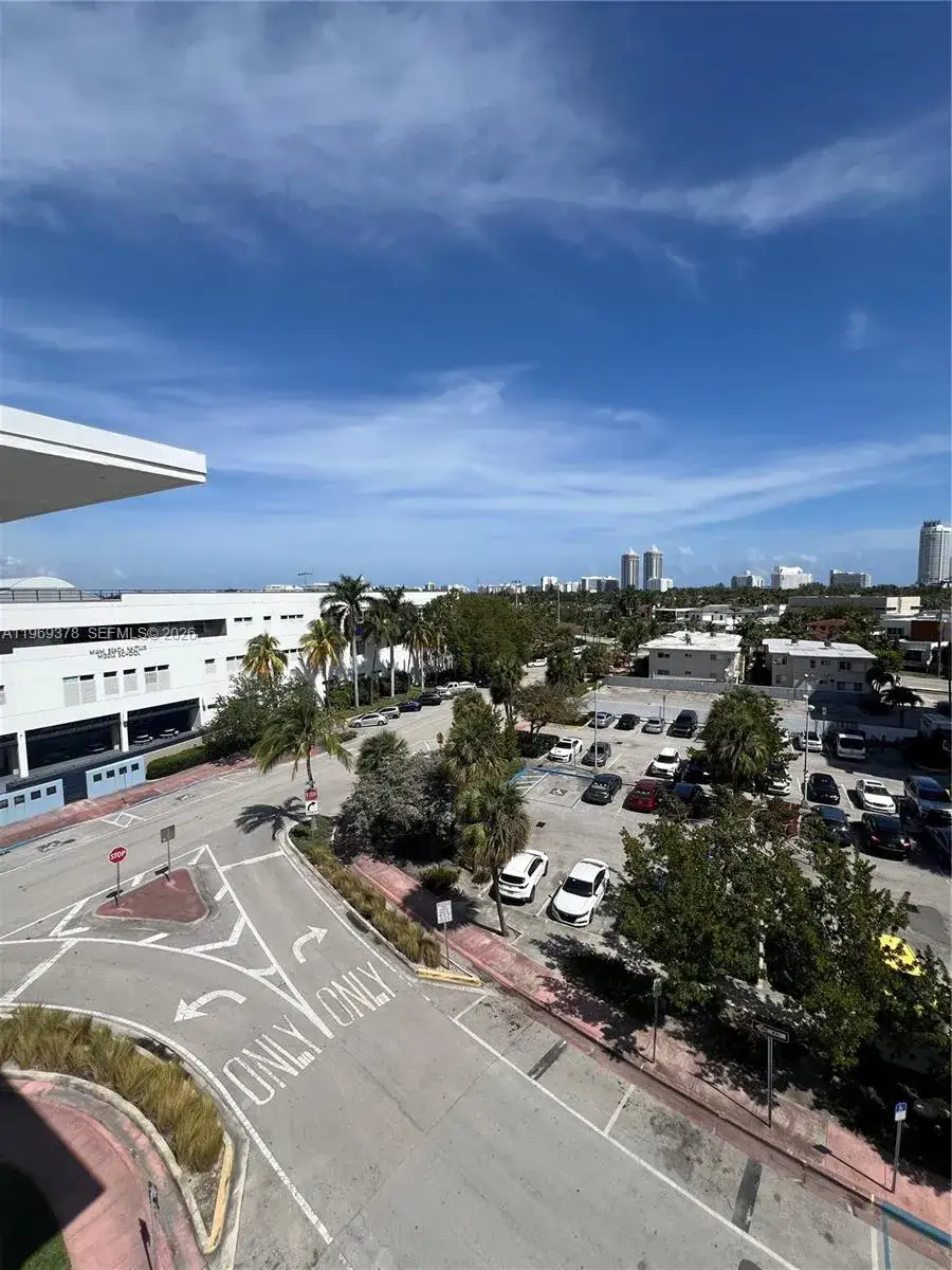 1 bedroom 1 bath Residential for sale at 4142 N Jefferson Ave # 6B, Miami Beach FL 33140