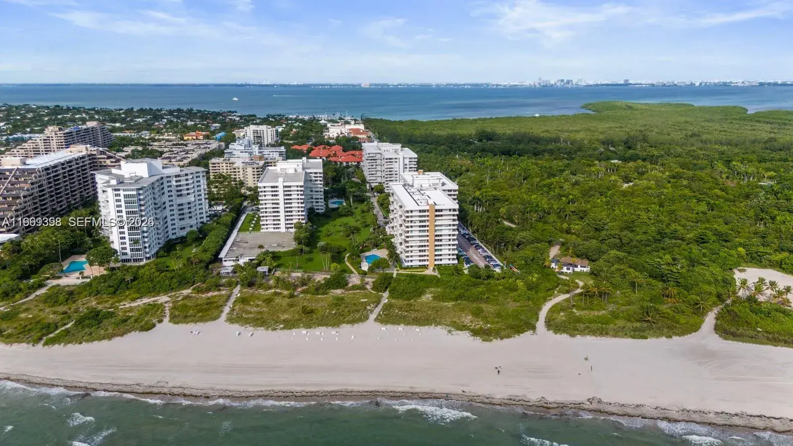 199 Ocean Lane Dr # 811, Key Biscayne FL 33149