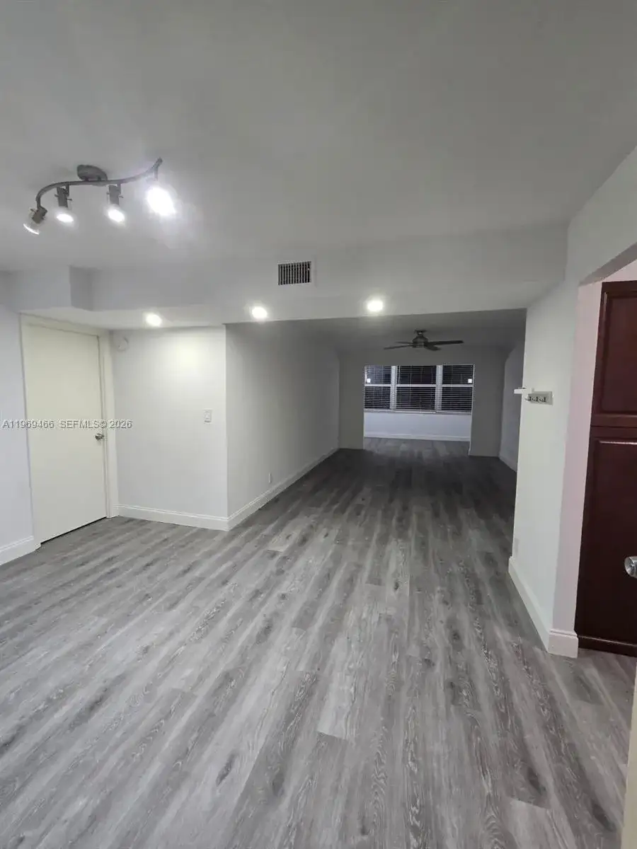 6500 Cypress Rd # 301, Plantation FL 33317 photo 3