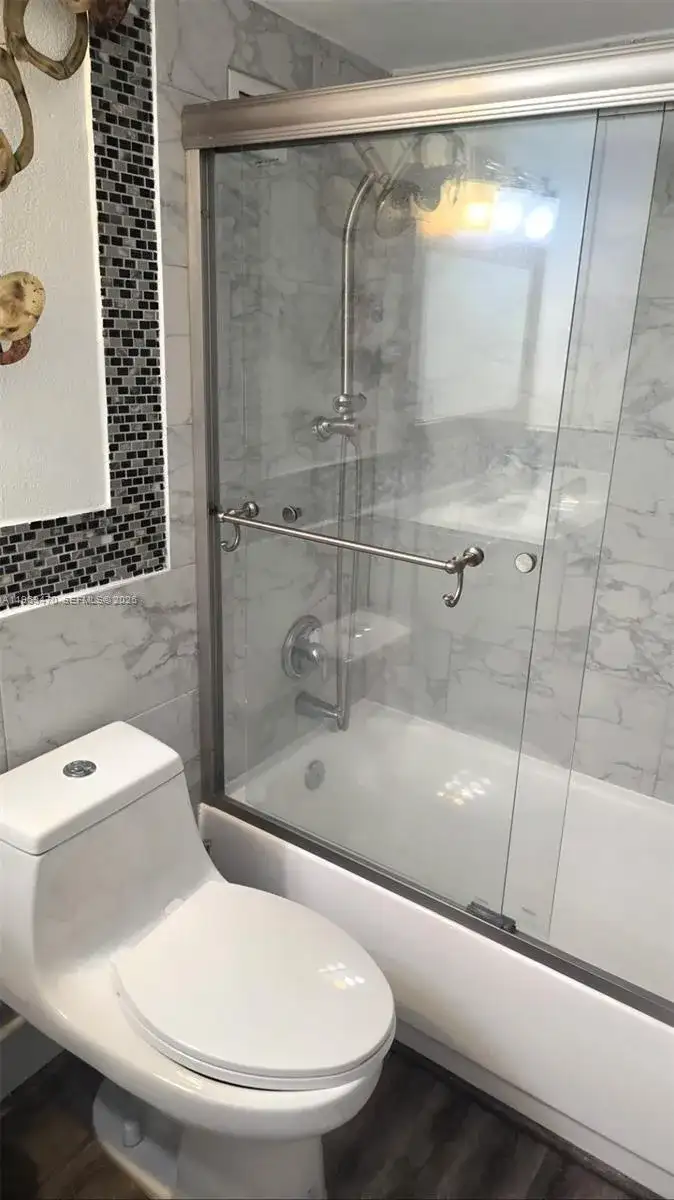 19201 Collins Ave # 1126, Sunny Isles Beach FL 33160 photo 4