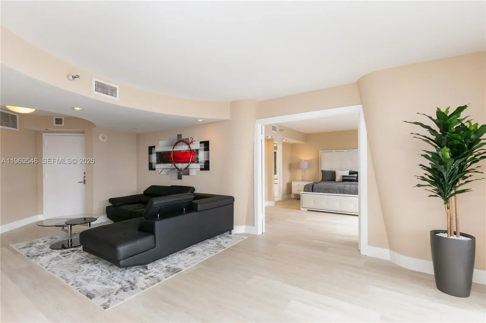 3500 Mystic Pointe Dr # 2603, Aventura FL 33180