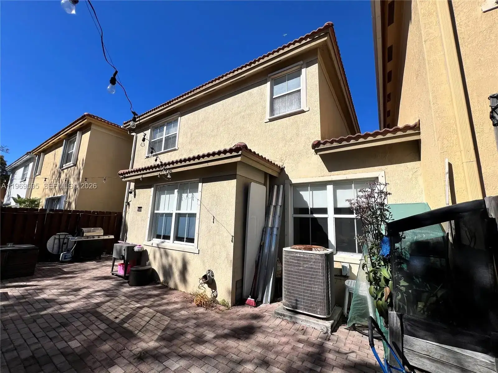 11028 NW 87th Ln, Doral FL 33178 photo 2