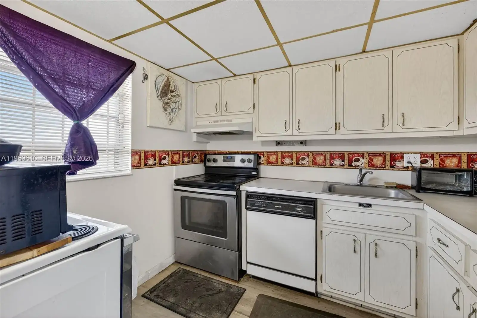 3051 NW 46th Ave # 405, Lauderdale Lakes FL 33313 photo 4