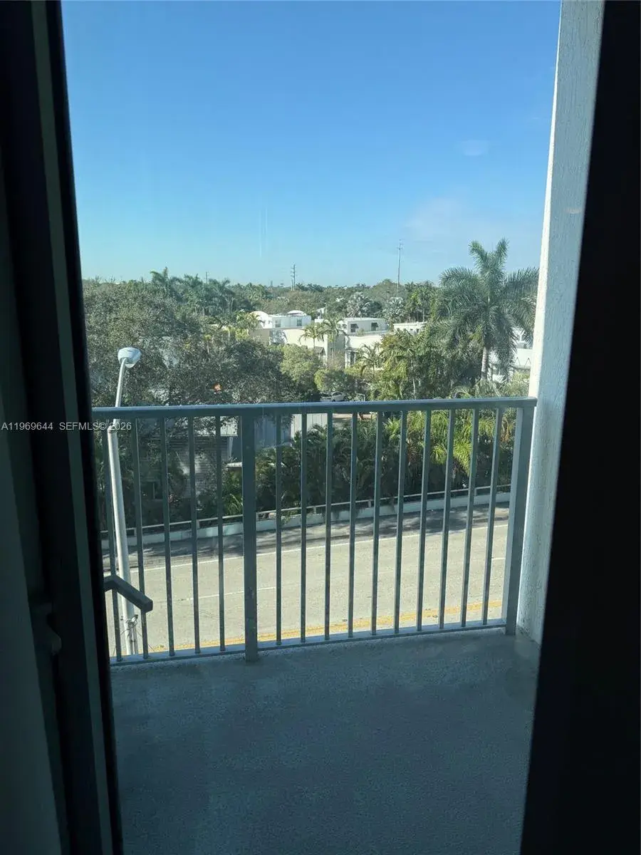 437 SW 4th Avenue # 516, Fort Lauderdale FL 33315