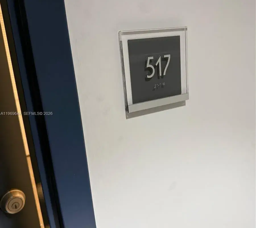 437 SW 4th Avenue # 517, Fort Lauderdale FL 33315