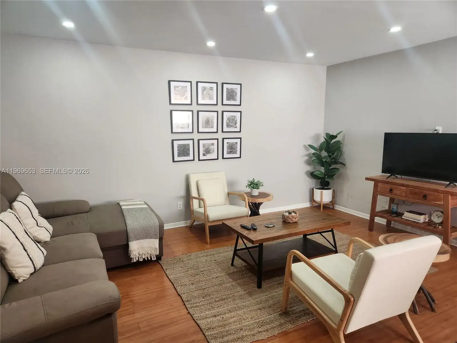 3050 NE 5th Ter # 10, Wilton Manors FL 33334 photo 3