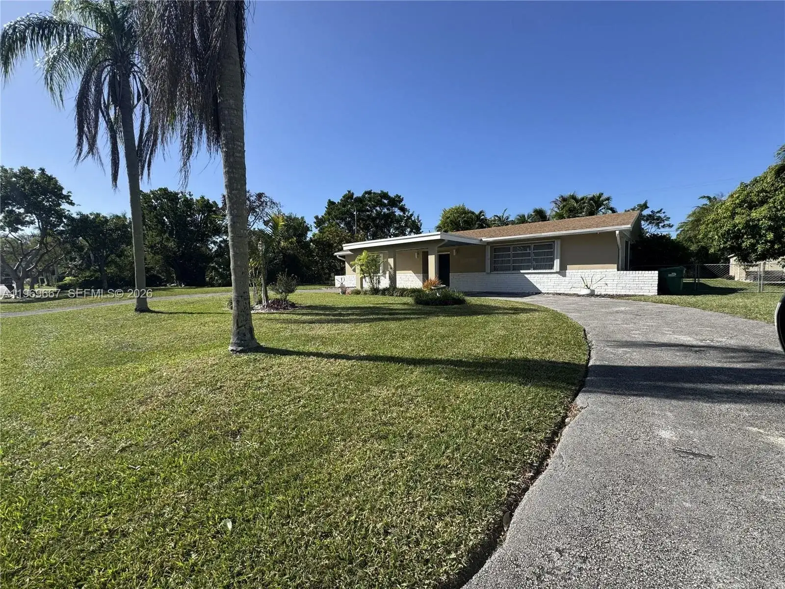 19520 SW 128th Ave, Miami FL 33177 photo 4