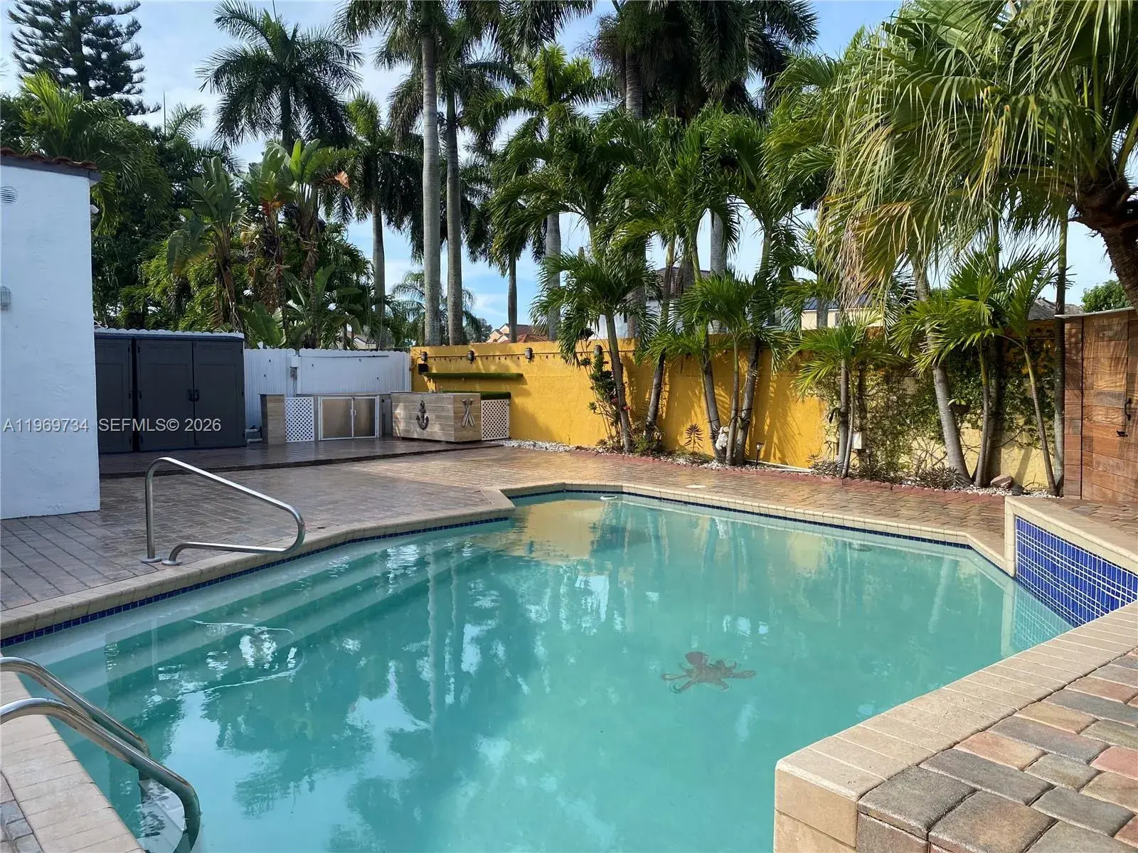 720 NW 123rd Ave, Miami FL 33182 photo 2