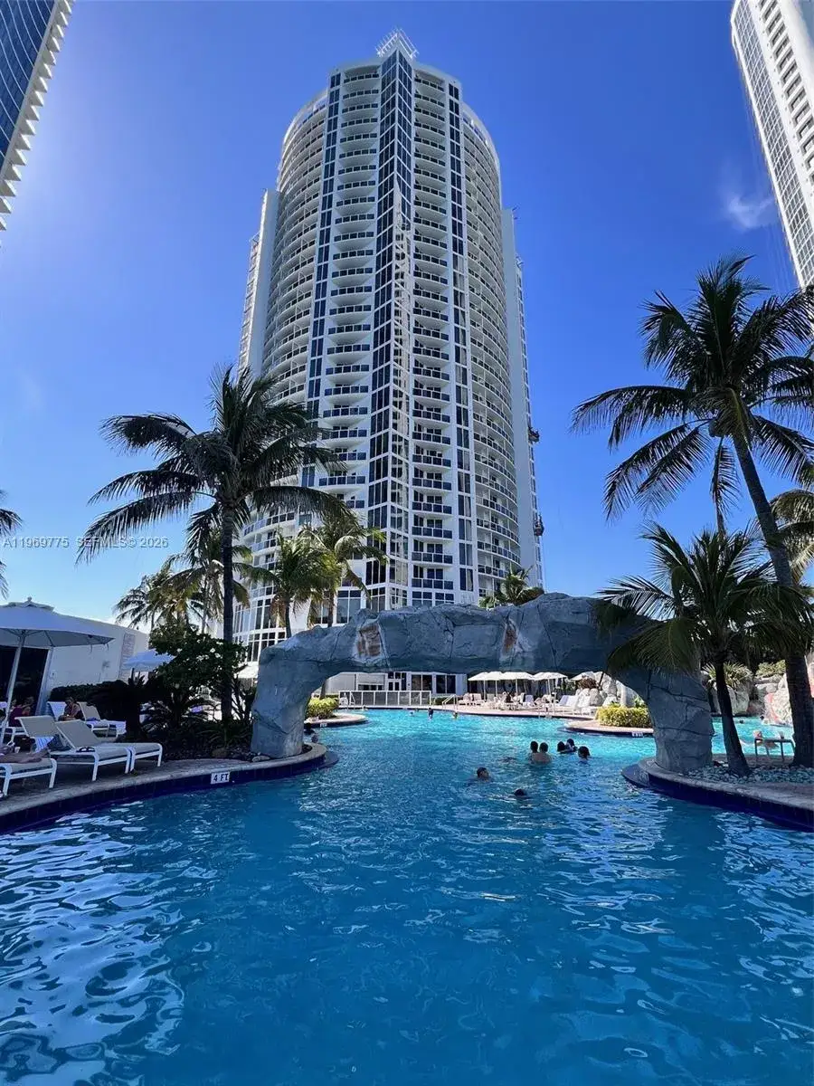 18001 Collins Ave # 1902, Sunny Isles Beach FL 33160