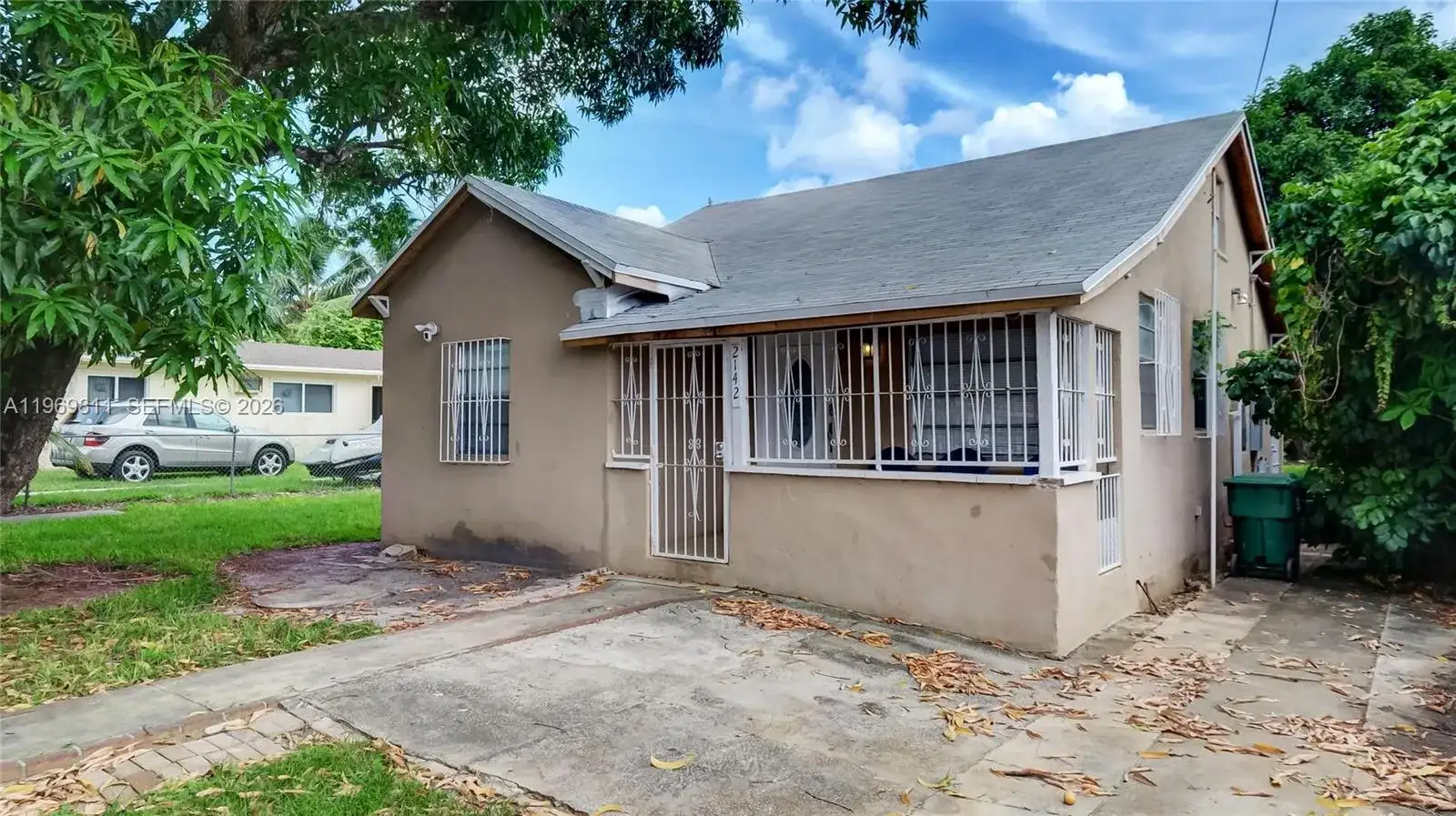2142 NW 33rd St, Miami FL 33142 photo 4