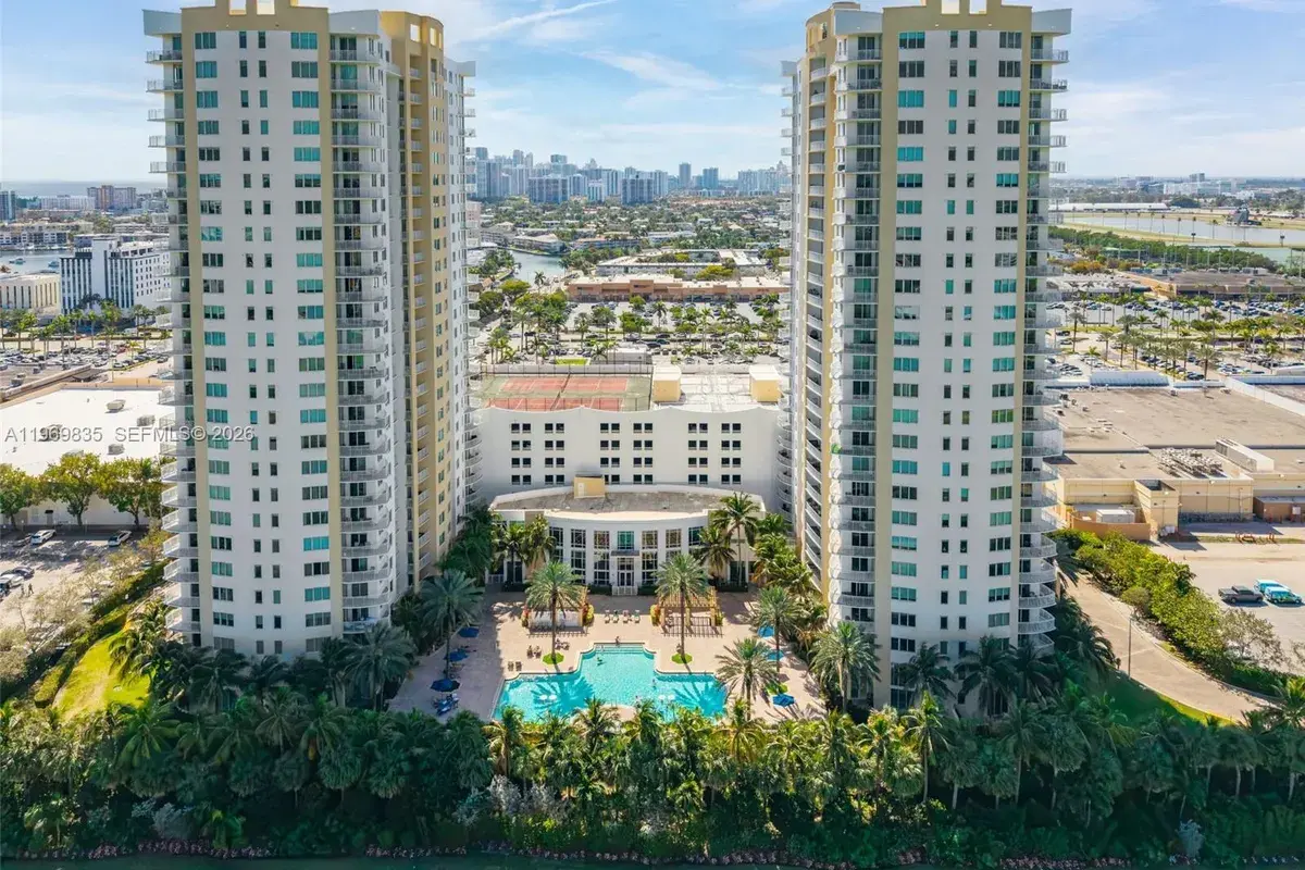 1745 E Hallandale Beach Blvd # 303W, Hallandale Beach FL 33009