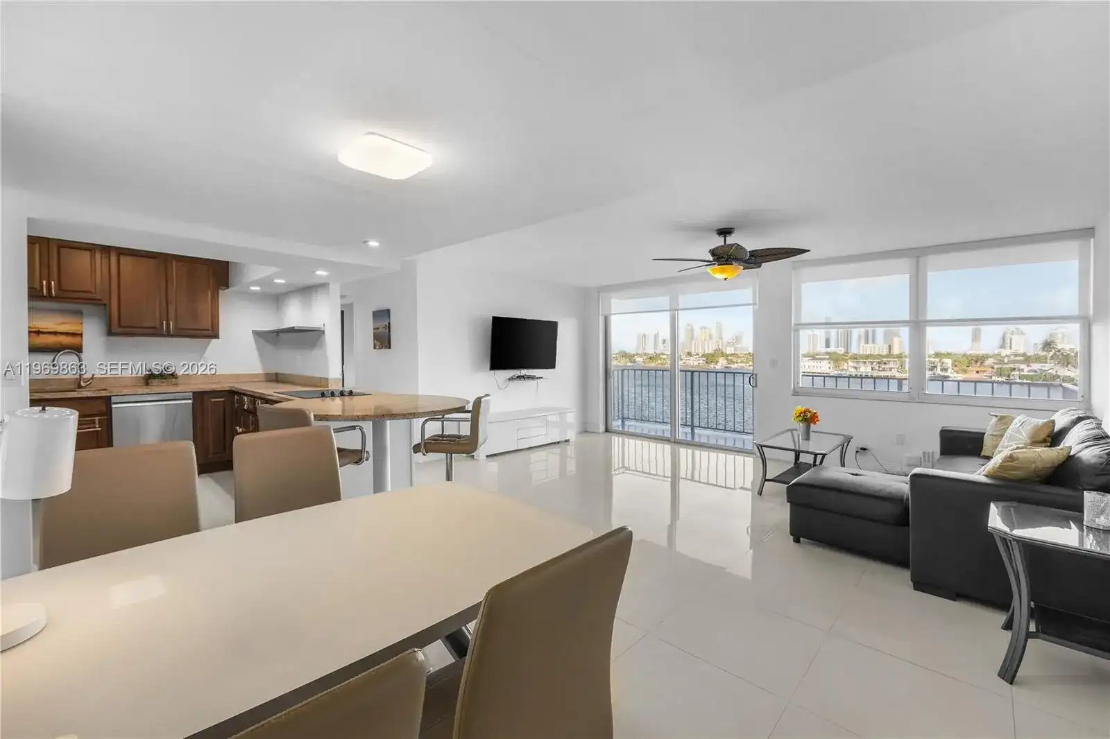 16570 NE 26th Ave # 5J, North Miami Beach FL 33160 photo 3
