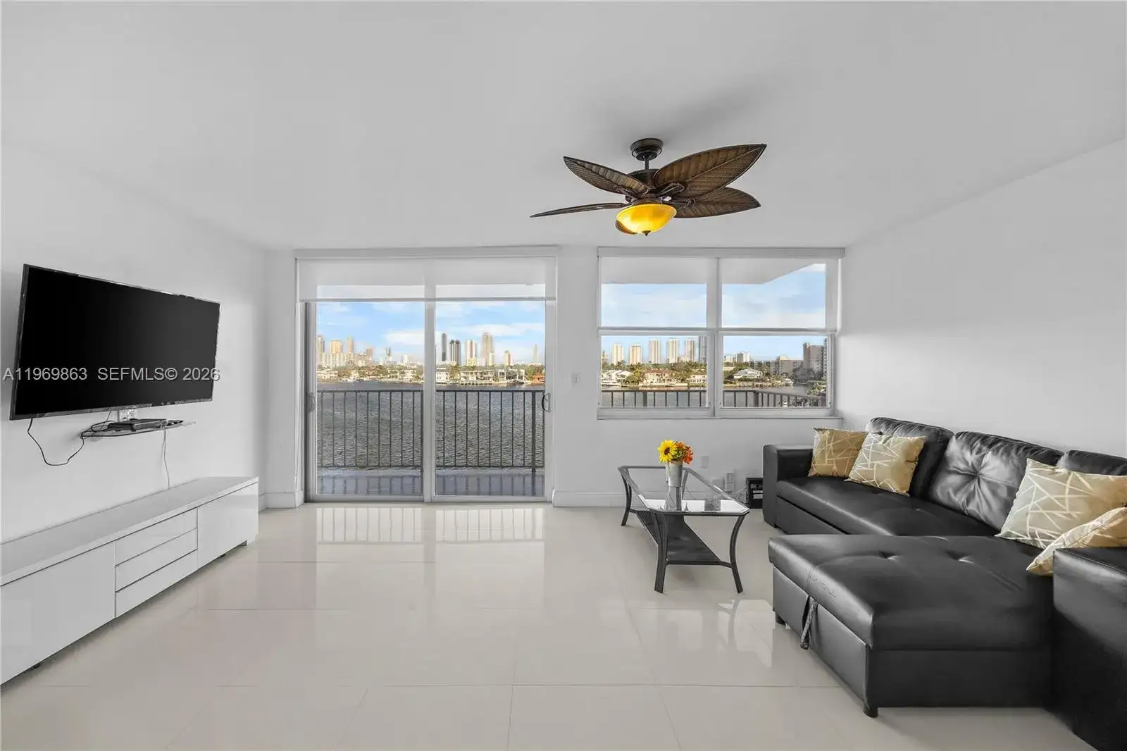 16570 NE 26th Ave # 5J, North Miami Beach FL 33160 photo 4
