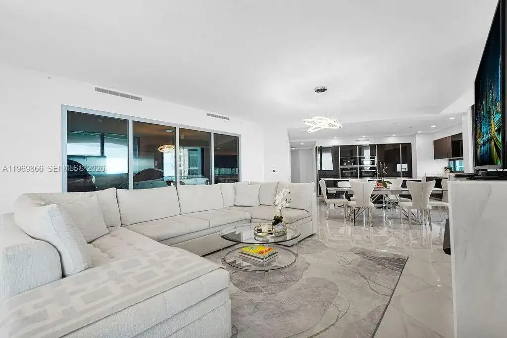 18555 Collins Ave # 2605, Sunny Isles Beach FL 33160 photo 4