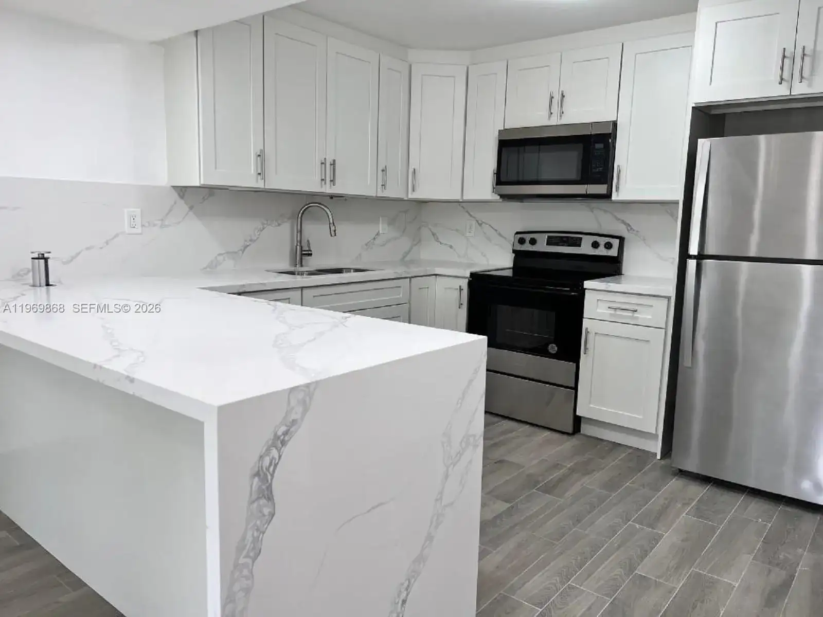 8820 SW 132nd Pl, Miami FL 33186 photo 2
