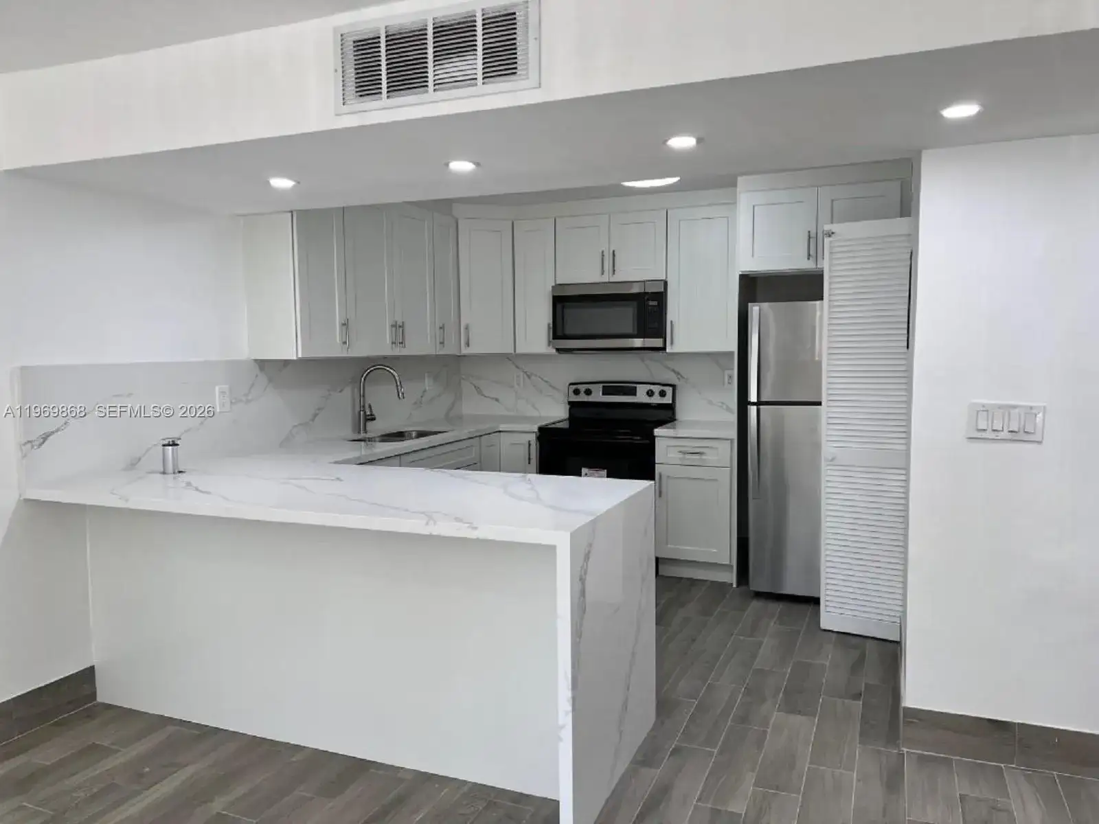 8820 SW 132nd Pl, Miami FL 33186 photo 3