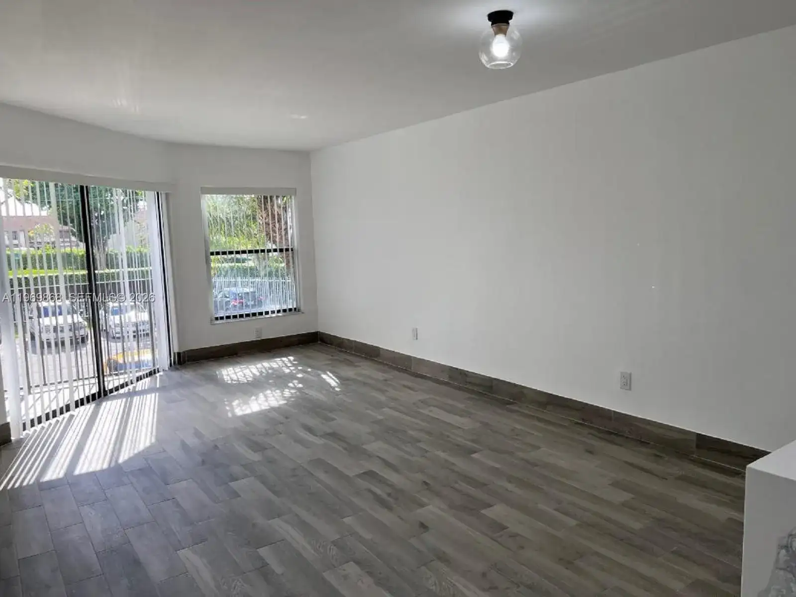 8820 SW 132nd Pl, Miami FL 33186 photo 4