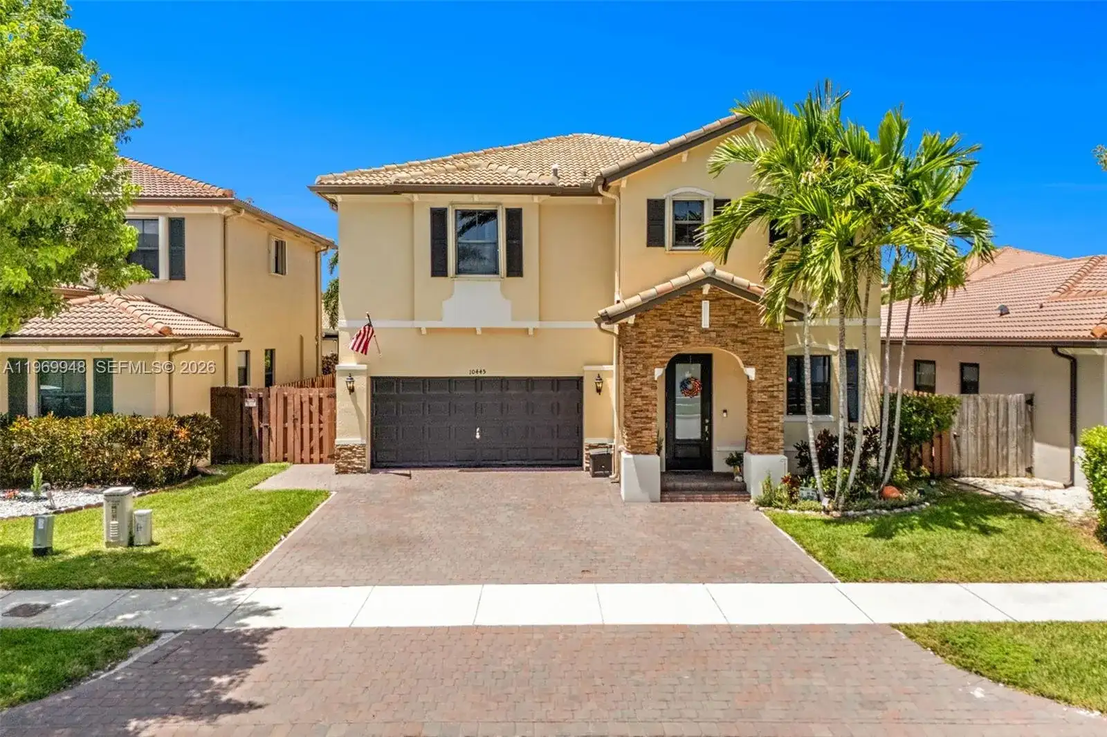 10445 SW 226th St, Cutler Bay FL 33190 photo 2
