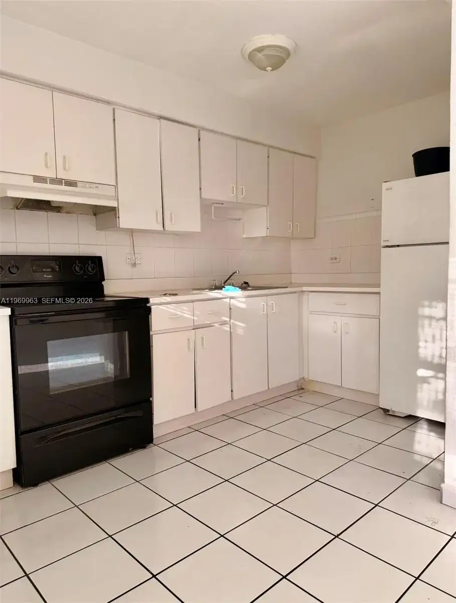 1610 NW N River Dr # 303, Miami FL 33125 photo 3