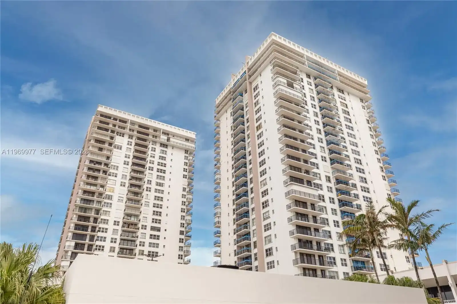 2101 S Ocean Dr # 2804, Hollywood FL 33019