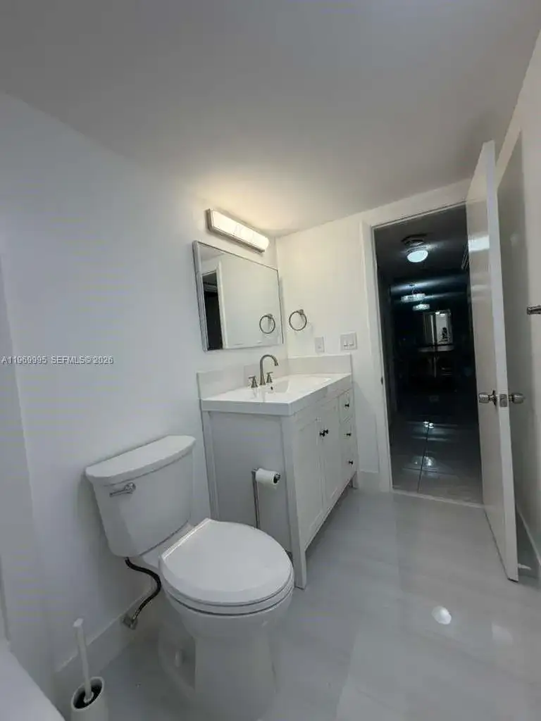 301 SE 3rd St # 109, Dania Beach FL 33004 photo 5