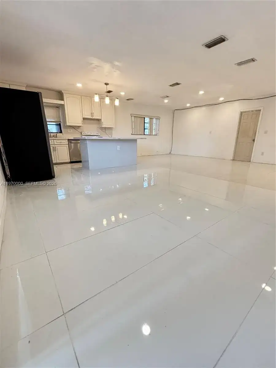 9711 Caribbean Blvd, Cutler Bay FL 33189 photo 2