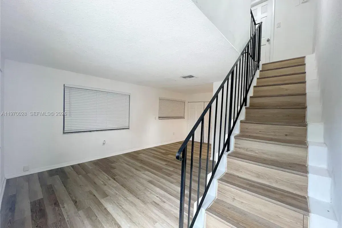 65 NE 59th St # 2, Miami FL 33137