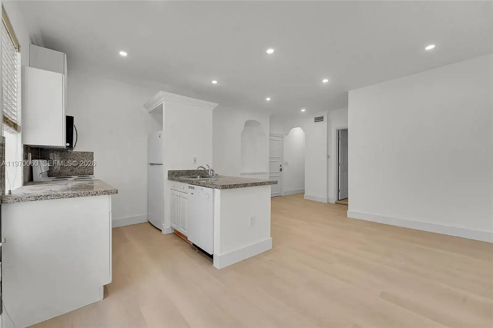 1027 Pennsylvania Ave # 103, Miami Beach FL 33139 photo 3