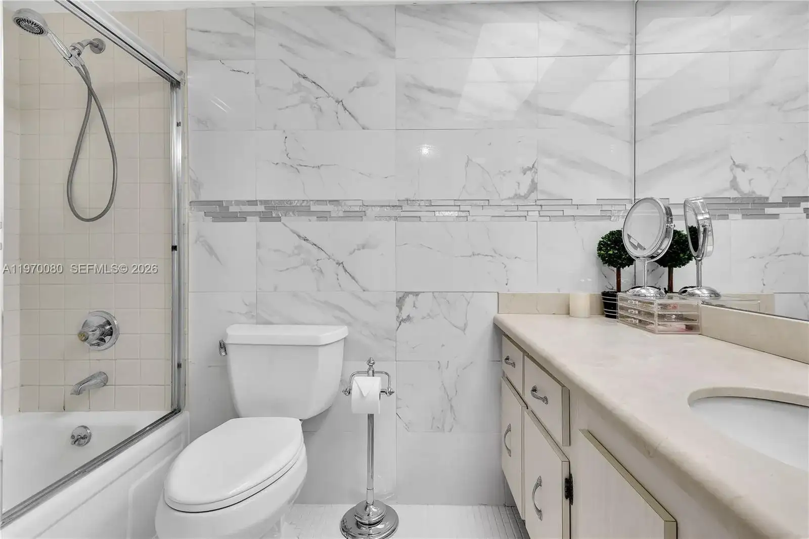 301 174 Street # 405, Sunny Isles Beach FL 33160 photo 5
