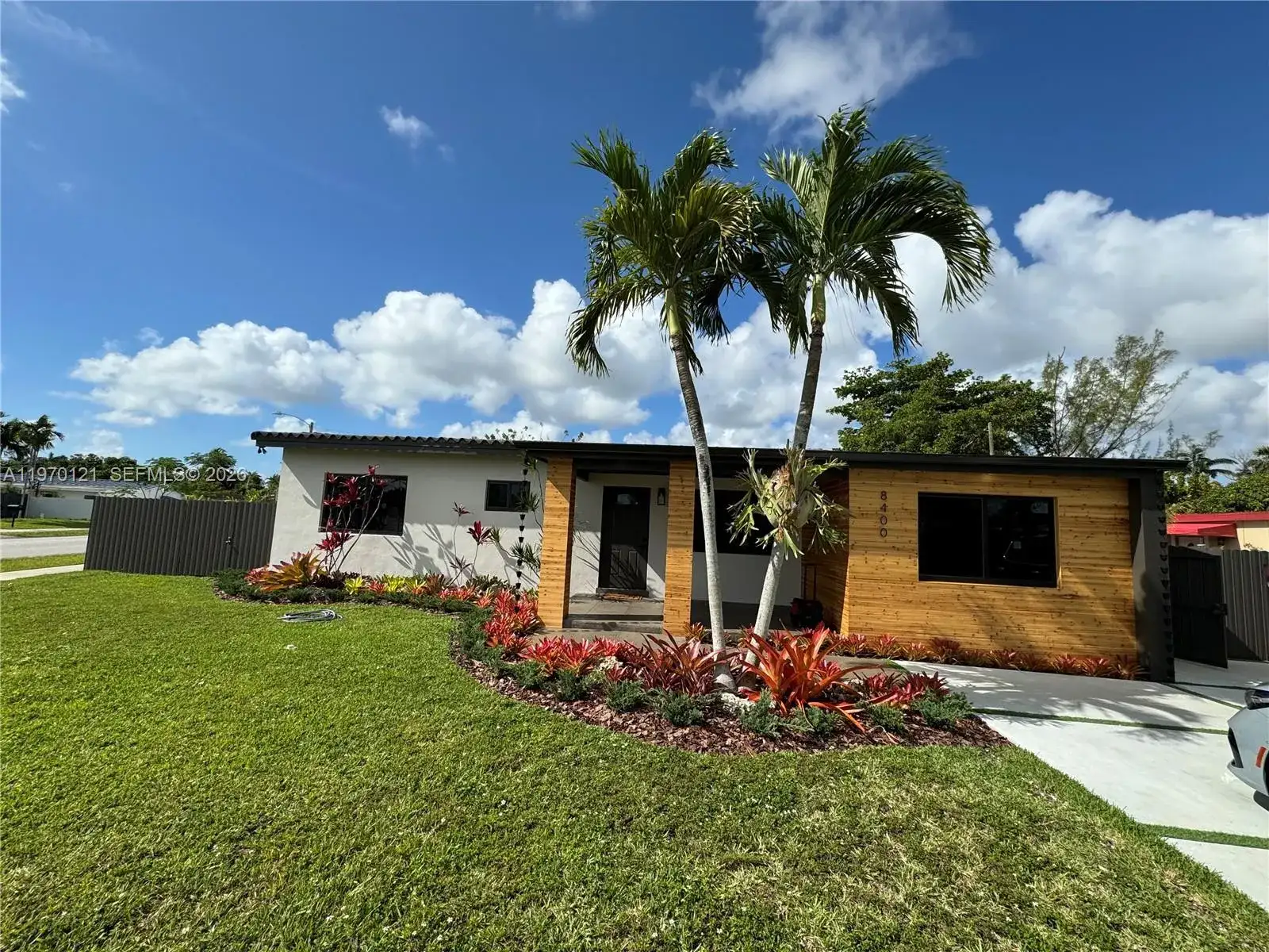 8400 SW 46th St, Miami FL 33155 photo 2