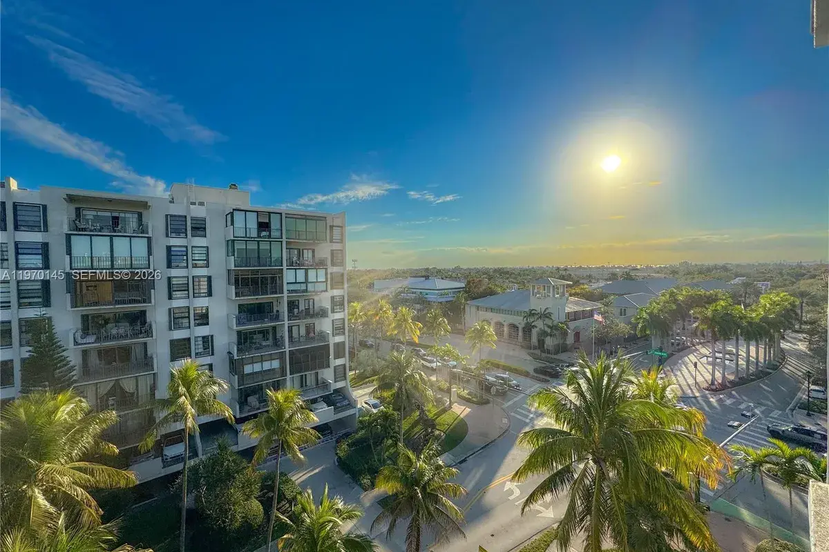 555 Crandon Blvd # 82, Key Biscayne FL 33149