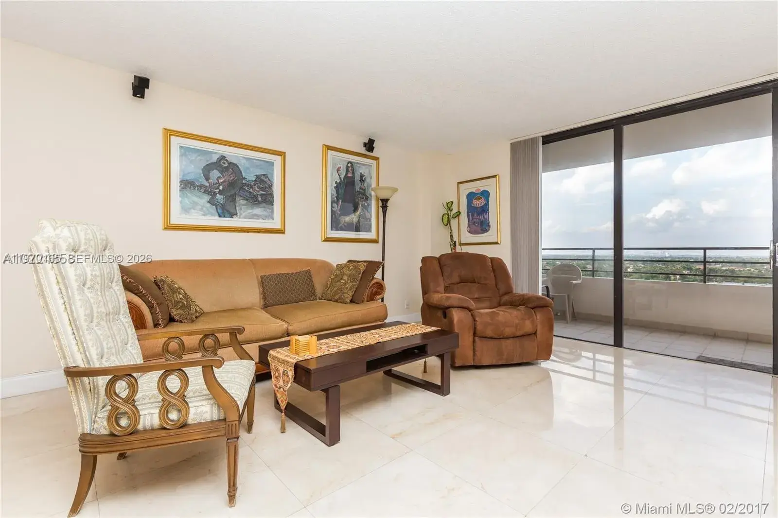 2500 PARKVIEW DR # 1207, Hallandale Beach FL 33009