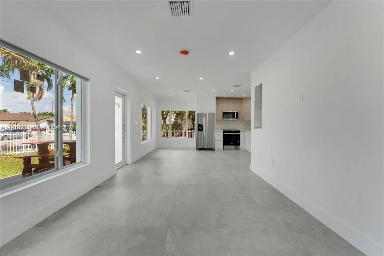 521 NW 33rd Ave, Miami FL 33125 photo 5