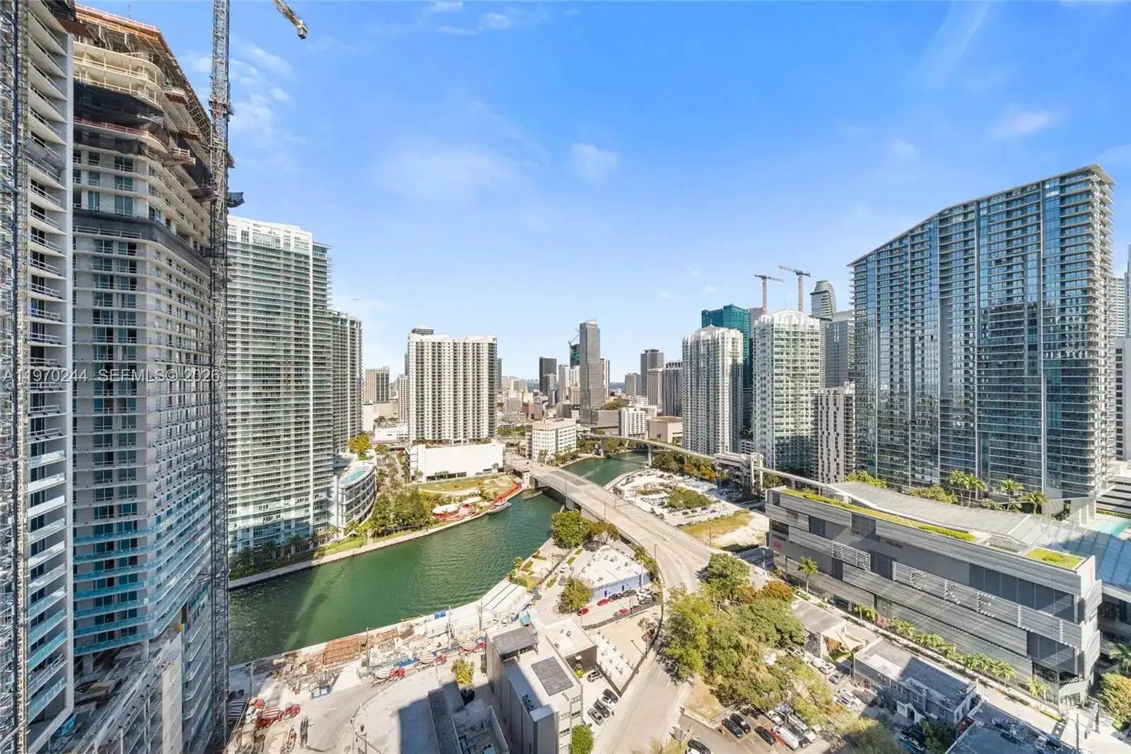 88 SW 7th St # 2312, Miami FL 33130 photo 5