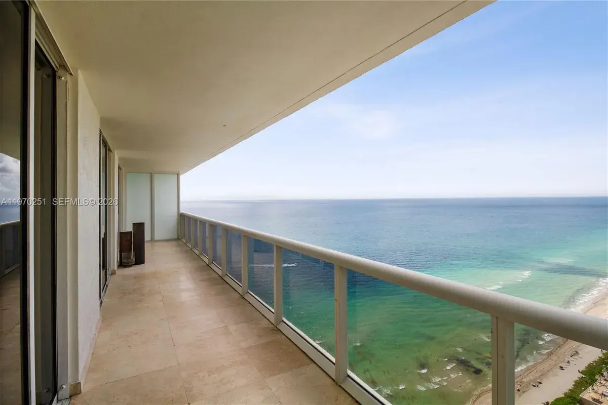 1830 S Ocean Dr # 4204, Hallandale Beach FL 33009
