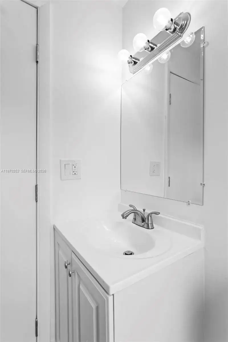 1044 Michigan Ave # 30, Miami Beach FL 33139 photo 5