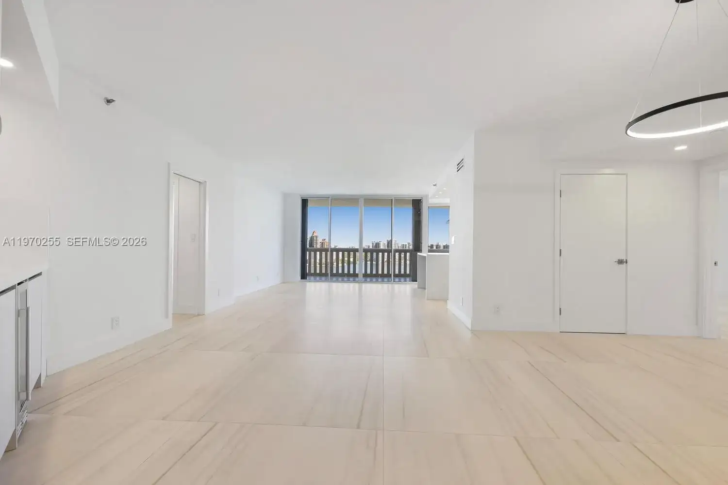 3000 Island Blvd # 2504, Aventura FL 33160 photo 2